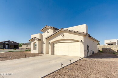 12005 Silent Place Ct, Socorro, TX 79927 - photo 3