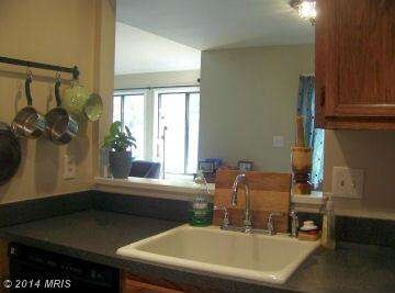 9313 Grazing Terrace, Montgomery Village, MD 20886 - photo 6