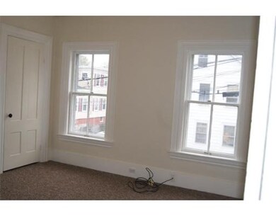 18 Winter St unit 3, Amesbury, MA 01913 - photo 7