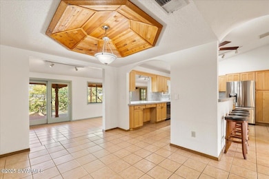 08-Dining Room