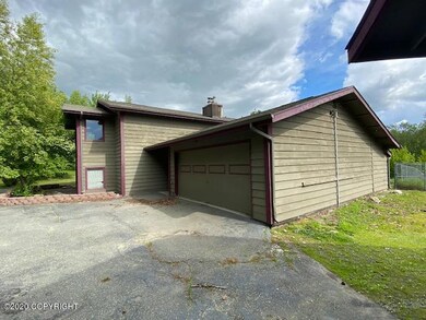 111-151336 front right