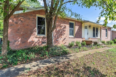 4741 Cascade Dr, Old Hickory, TN 37138 - photo 4