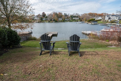 Access to Candlewood Orchards Community Beach