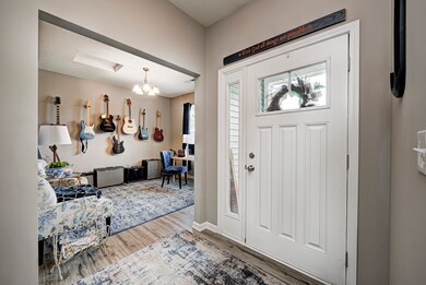 1630 Devonshire Ave, Avon, IN 46123 - photo 2