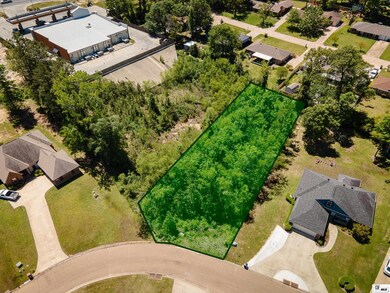 Property lines shown here are approximate and for 