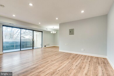 6143 Leesburg Pike unit 605, Falls Church, VA 22041 - photo 7