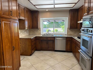 3709 Sunset Knolls Dr, Thousand Oaks, CA 91362 - photo 7