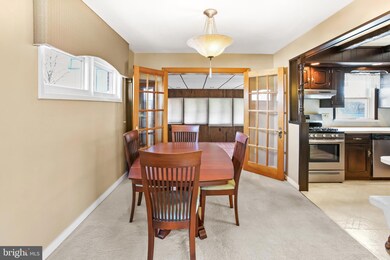 213 W 40th St, Reading, PA 19606 - photo 7