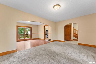 2021 13th St, Moline, IL 61265 - photo 5