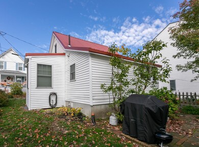 24A Myrtle Ave South Portland-large-002-