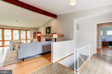 11709 Karen Dr, Potomac, MD 20854 - photo 2