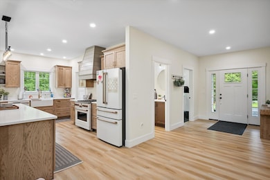 07-27 Meadow View Dr