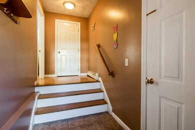 5 Colonial Ave, Barrington, RI 02806 - photo 3