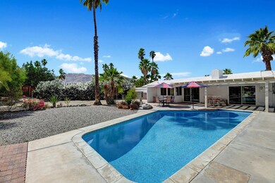73297 back of pool