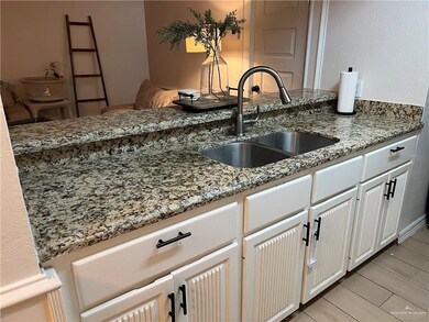 1110 Valley View Dr unit C, Weslaco, TX 78596 - photo 2