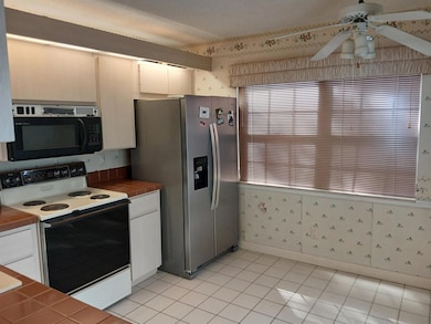 1956 Hartford Ct unit 25D, West Palm Beach, FL 33409 - photo 6
