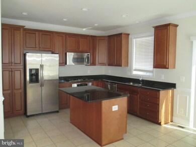 2186 Oberlin Dr unit 215A, Woodbridge, VA 22191 - photo 5