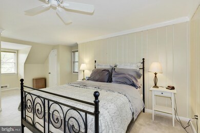 6809 Crutchfield St, Falls Church, VA 22043 - photo 4