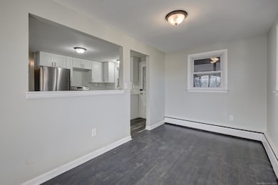 30 Harding Ave, Bloomfield, CT 06002 - photo 5