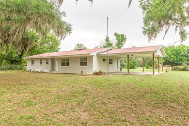 319 7th St SE, Fort Meade, FL 33841 - photo 2