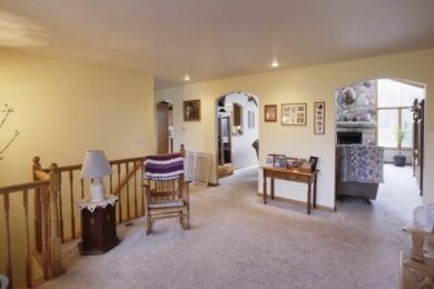 10925 Oakland Dr, Portage, MI 49024 - photo 4