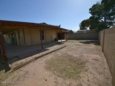 023-160687-back-yard-1