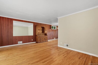 57 Whittier Blvd, Poughkeepsie, NY 12603 - photo 4