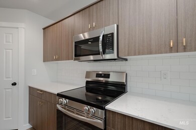 9124 W Violet St, Nampa, ID 83687 - photo 6