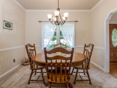 11 Sweetbriar Ct, Asheville, NC 28803 - photo 4