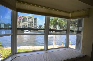 1201 N Riverside Dr unit 9, Pompano Beach, FL 33062 - photo 4