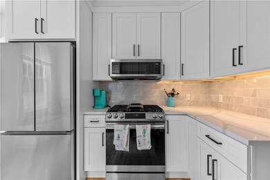 13 Sherman St unit 1, Newport, RI 02840 - photo 6