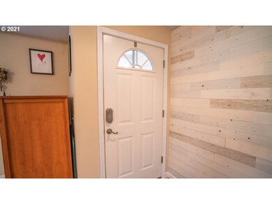 1108 7th St, Lafayette, OR 97127 - photo 3