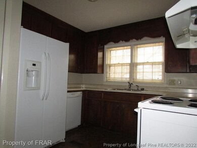 2630 Huntington Rd, Fayetteville, NC 28303 - photo 7