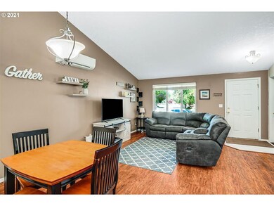 1204 S 6th St, Independence, OR 97351 - photo 7