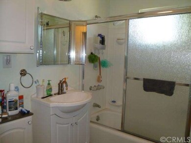 922 Center Ave, Joshua Tree, CA 92252 - photo 3