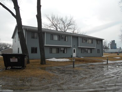 Back of 8 plex<|><|>