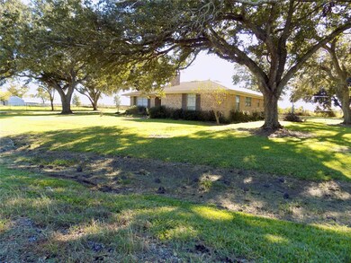 6626 Mildred Rd, Needville, TX 77461 - photo 2