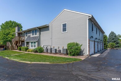 2424 E 51st St unit D, Davenport, IA 52807 - photo 3