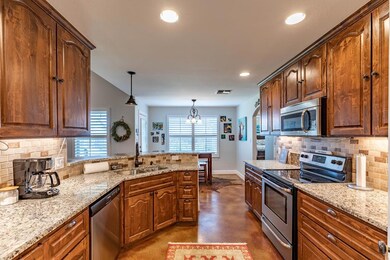 206 Riley Ln, Fredericksburg, TX 78624 - photo 3