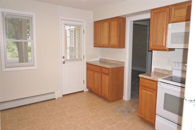 96 Forest St, Rutland, VT 05701 - photo 6