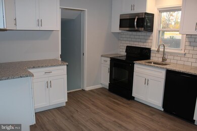 521 W Evesham Ave, Magnolia, NJ 08049 - photo 6