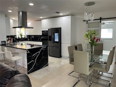 1014 W 68th St, Hialeah, FL 33014 - photo 7