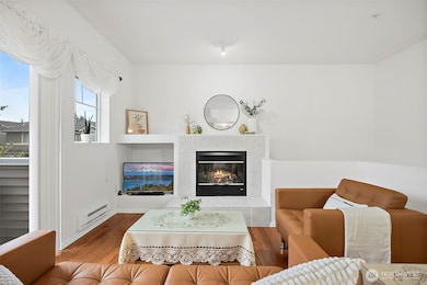 6117 Isaac Ave SE unit E, Auburn, WA 98092 - photo 2