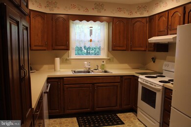 455 Glen Mar Ave, New Holland, PA 17557 - photo 7