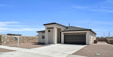 12045 Silent Place Ct, Socorro, TX 79927 - photo 2
