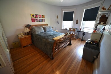 638 Washington St unit 3, Brookline, MA 02446 - photo 5