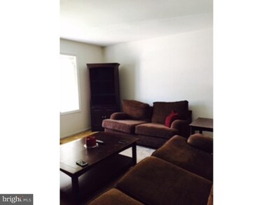 203 Meadow Ct, Glen Mills, PA 19342 - photo 2