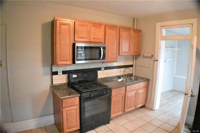 223 N 15th St unit 2, Allentown, PA 18102 - photo 3