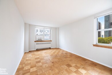 240 E 35th St unit 6D, New York, NY 10016 - photo 2