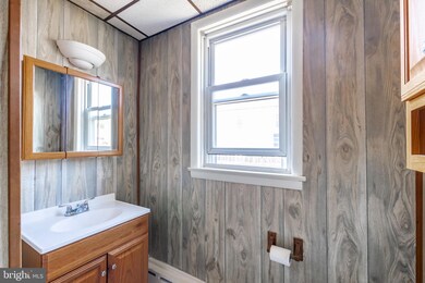 331 Walnut St unit 1ST FLOOR, Spring City, PA 19475 - photo 7